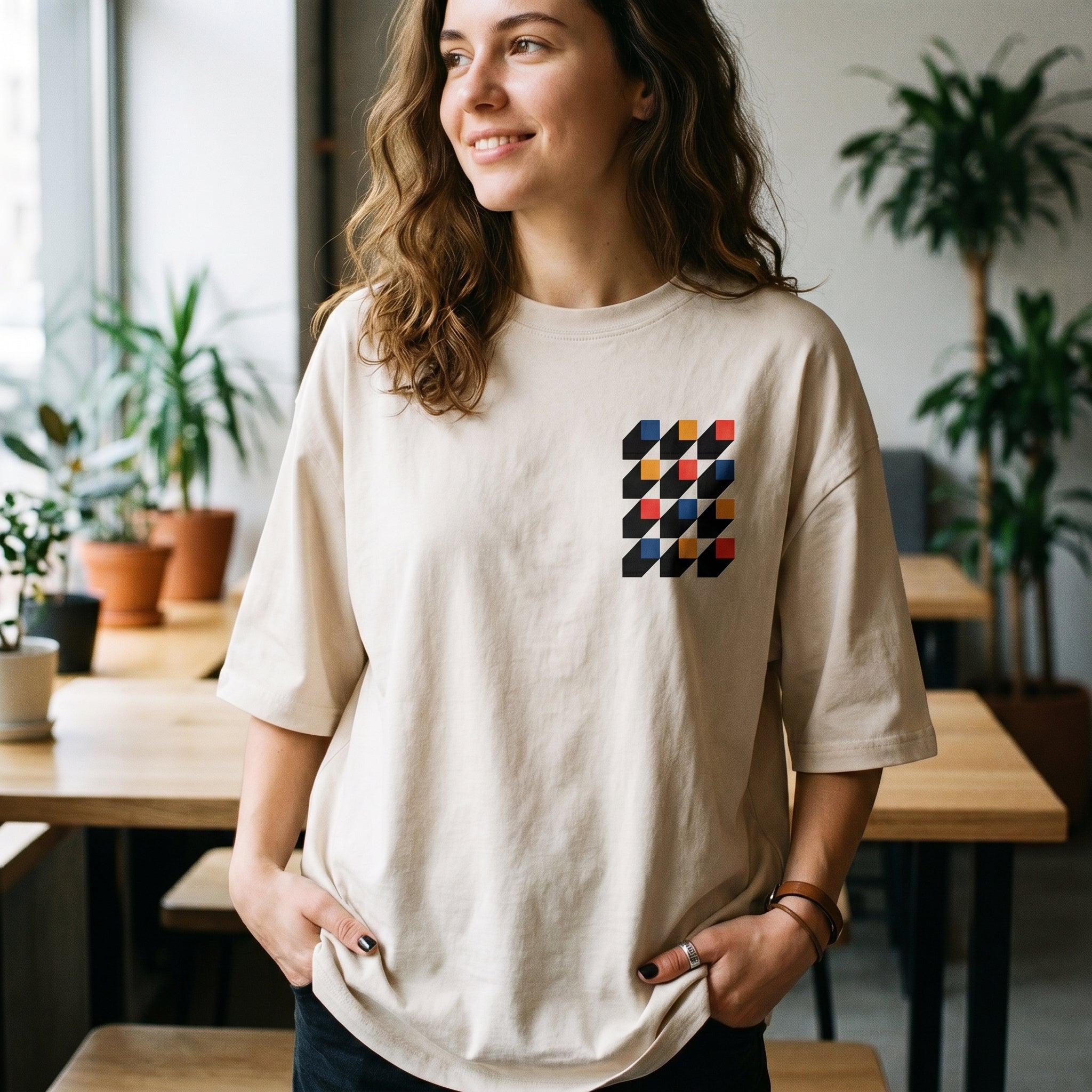 Camiseta Estampada Oversized - Bauhaus Expo