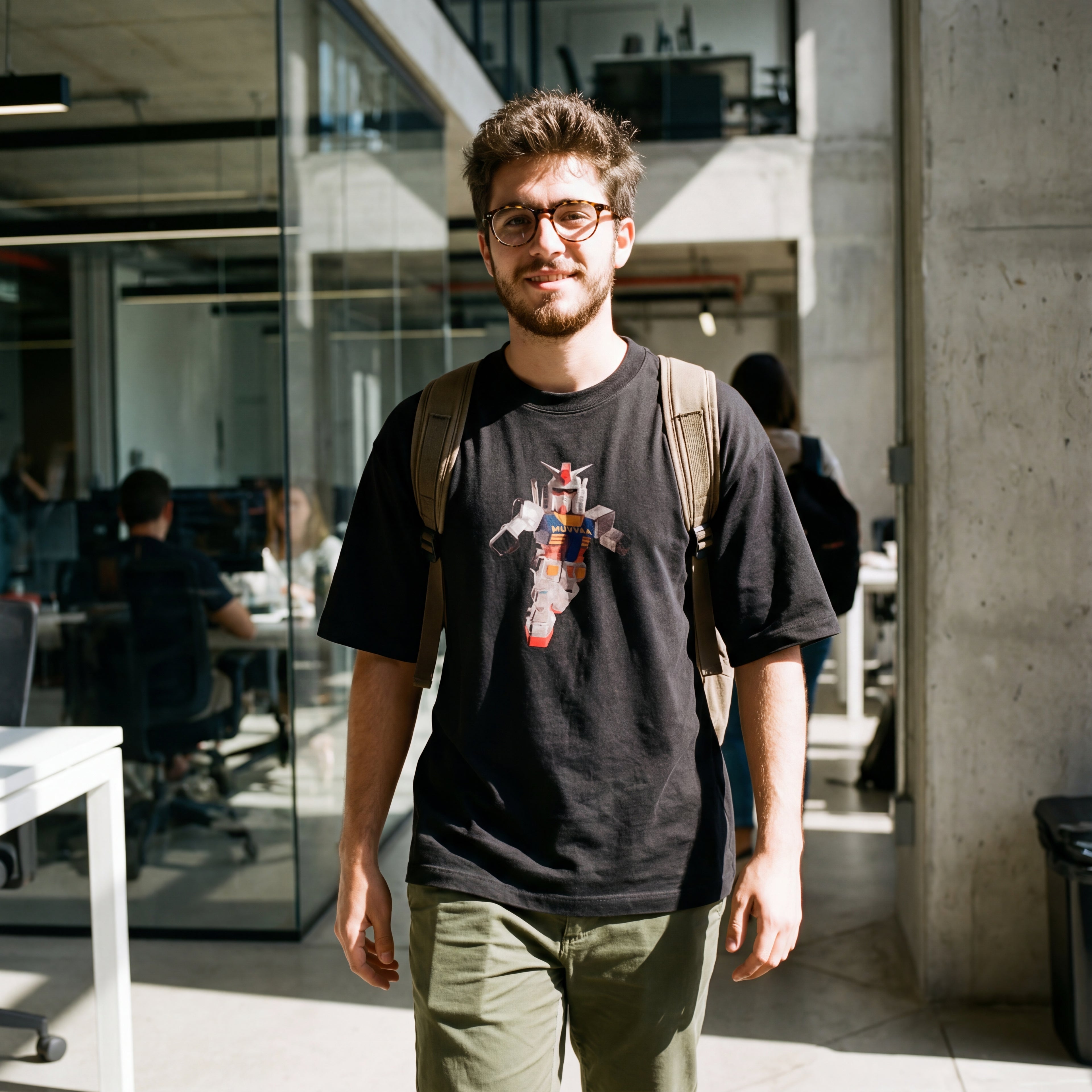 Camiseta Estampada Oversized Mini Gundam